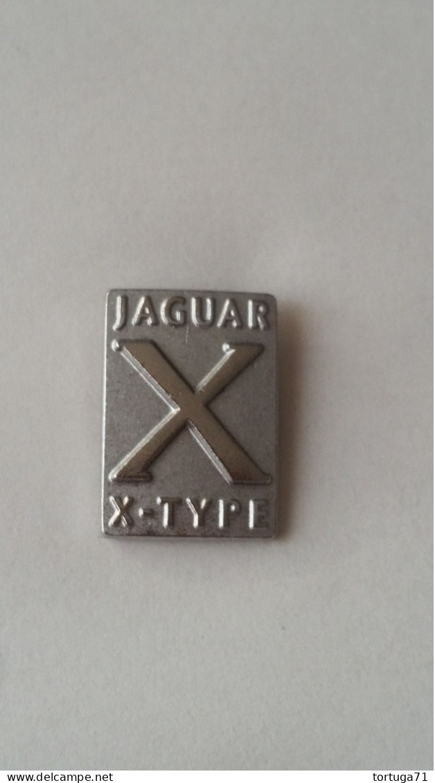 Jaguar Ansteckknopf Pin X-Type Silberfarben - Jaguar