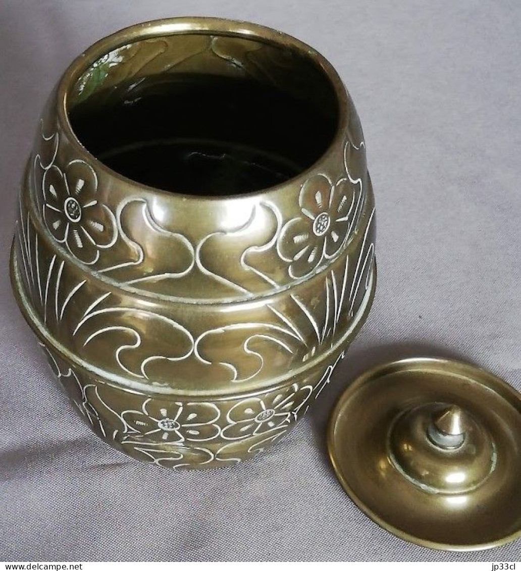 Pot à Tabac Avec Couvercle Amovible - Art Nouveau / Art Deco