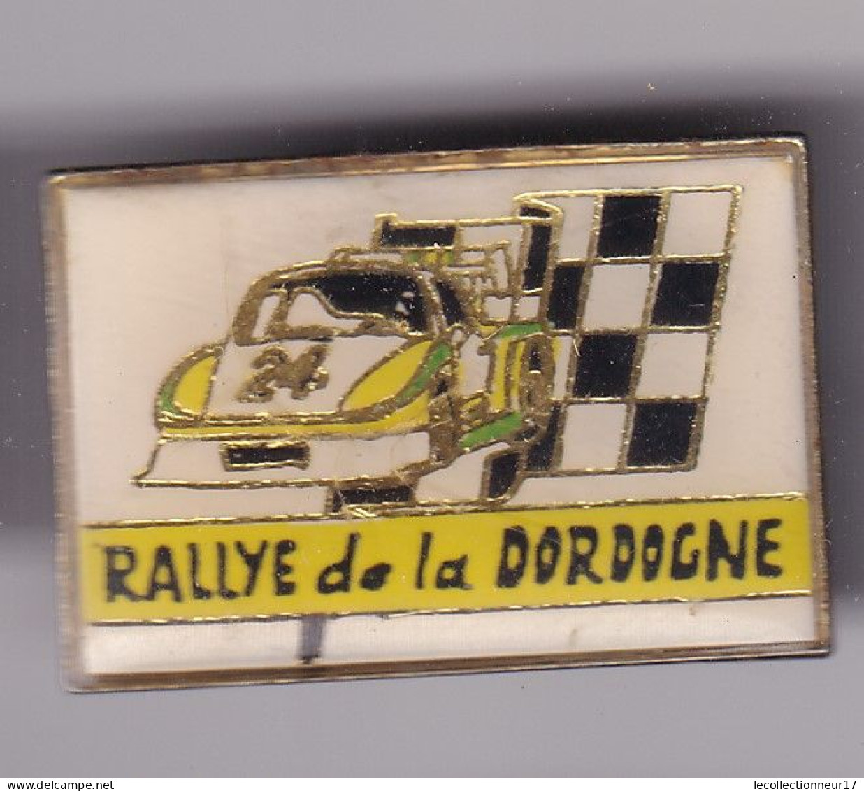 Pin's Rallye 24 De La Dordogne Réf 8440 - Rally