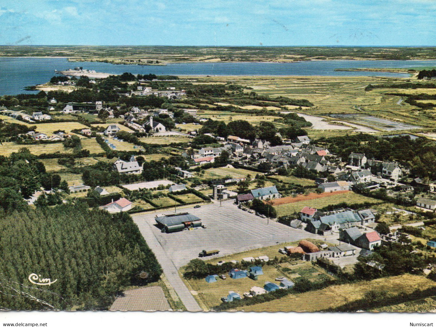 Quimiac Vue Aérienne Du Village - Mesquer Quimiac