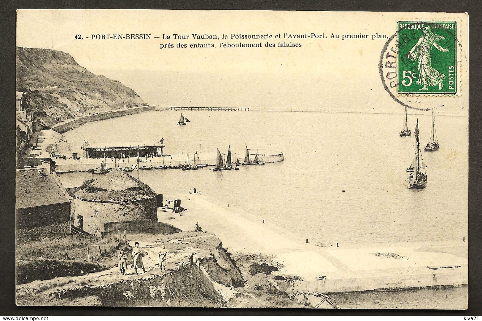 PORT EN BESSIN " La Tour Vauban  "   1908  Animée - Port-en-Bessin-Huppain