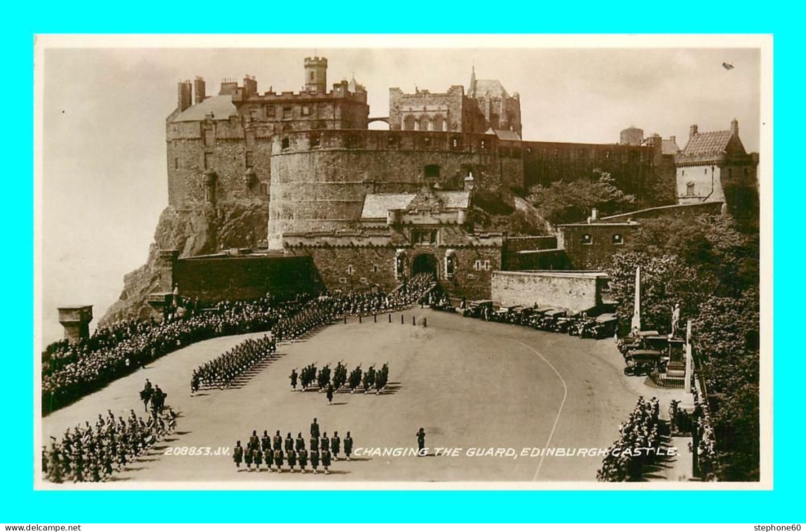 A936 / 553 Edinburgh Castle Changing The Guard - Midlothian/ Edinburgh