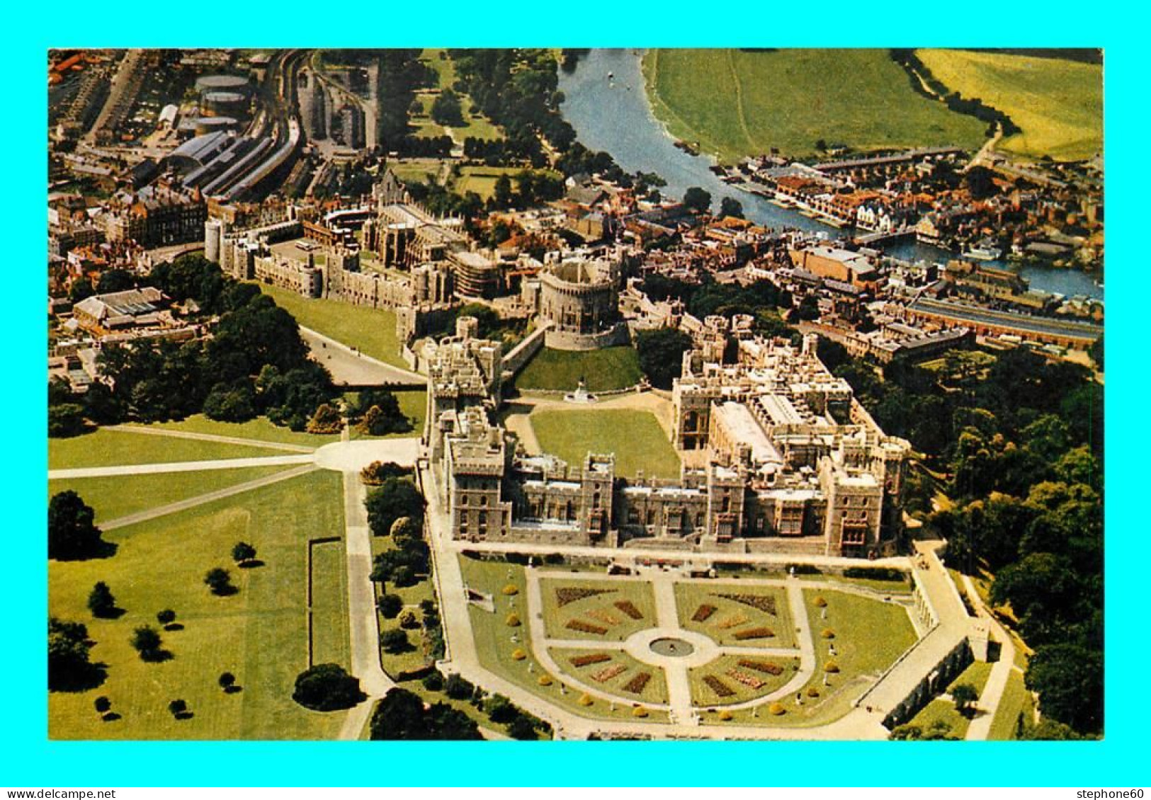 A938 / 157 WINDSOR Castle Aerial View - Windsor