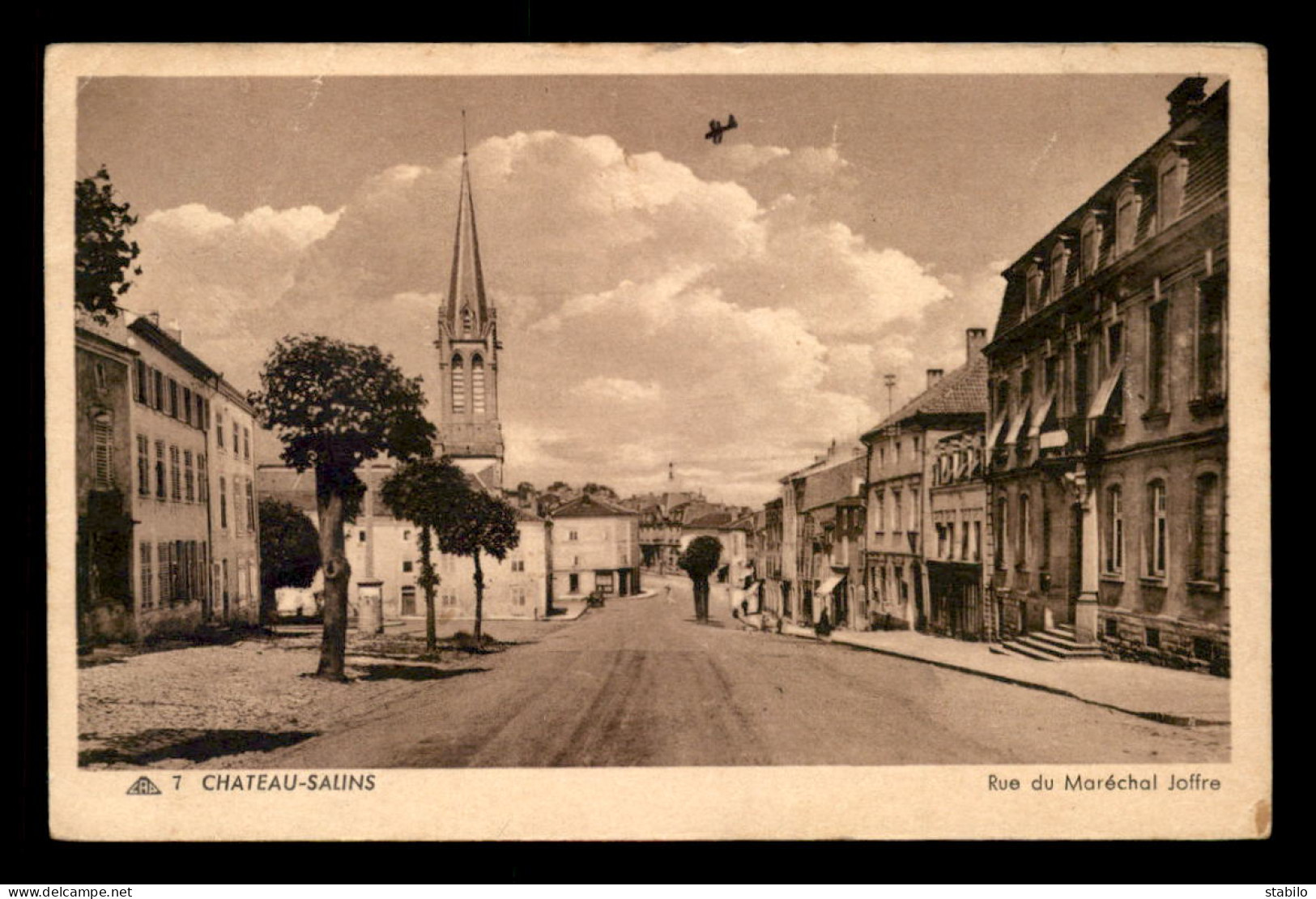 57 - CHATEAU SALINS - RUE MARECHAL JOFFRE - Chateau Salins