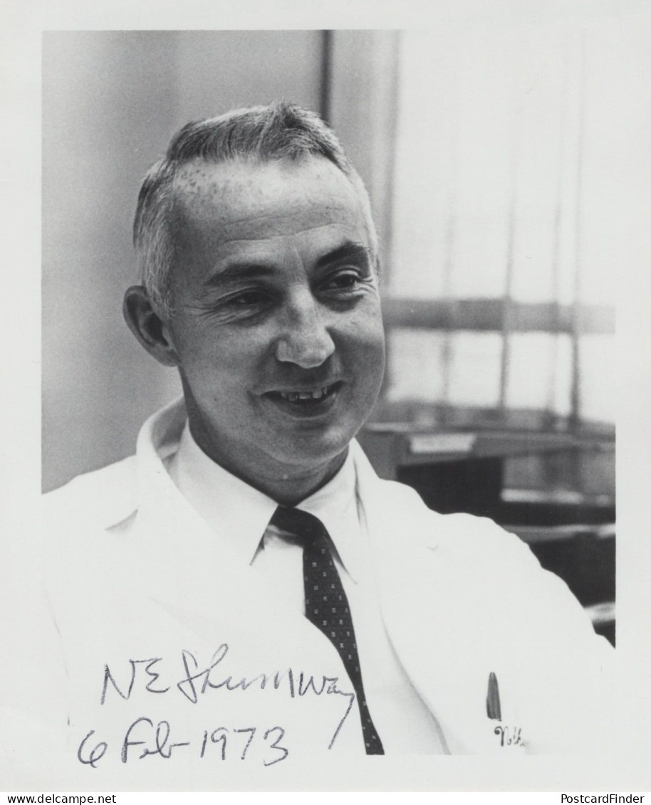 Norman Shunway First USA Heart To Heart Surgeon Hand Signed Photo - Inventors & Scientists