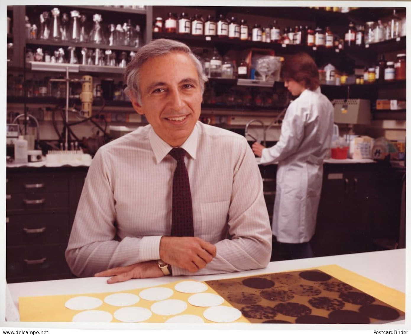Robert Gallo AIDS HIV  Scientist GIANT Reverse 10x8 Hand Signed Photo - Inventors & Scientists