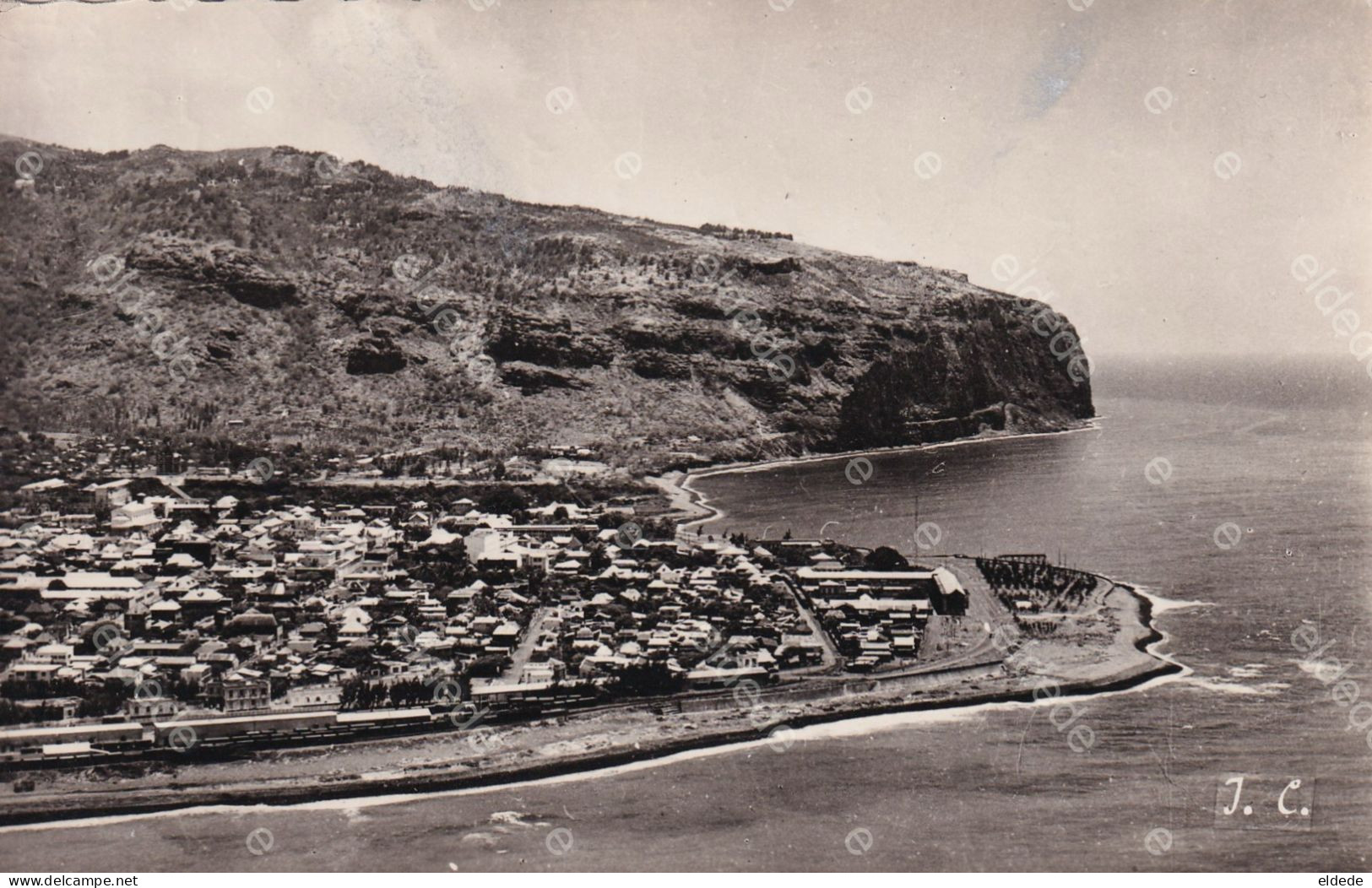 Real Photo St Denis Vue Aérienne Avion Photo  J. Colbe Ecrite 1962 - Saint Denis