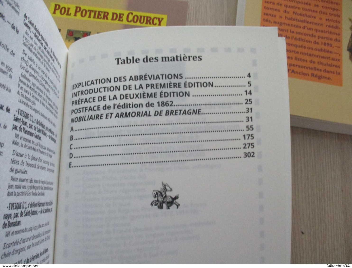 POL POTIER DE COURCY Nobiliaire et Armorial de Bretagne 4 Tomes neufs Chez Editions des régionalismes