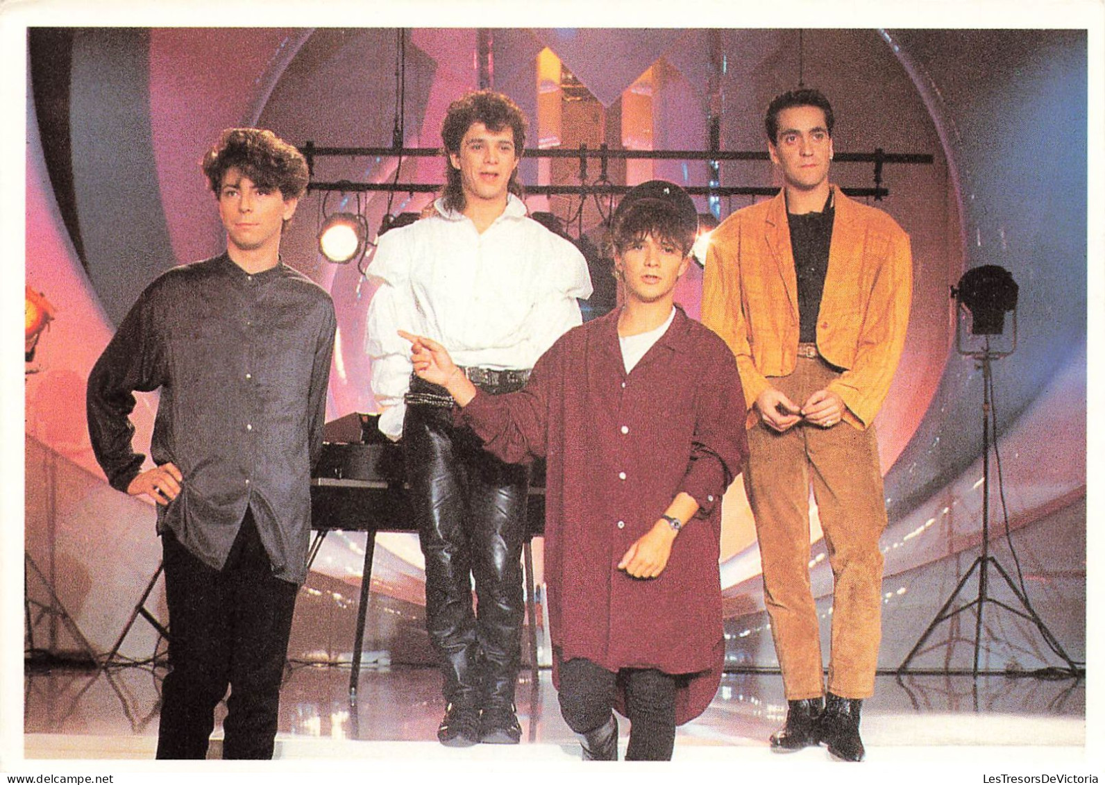 CELEBRITES - Indochine Sur Scène - Colorisé - Carte Postale - Cantantes Y Músicos