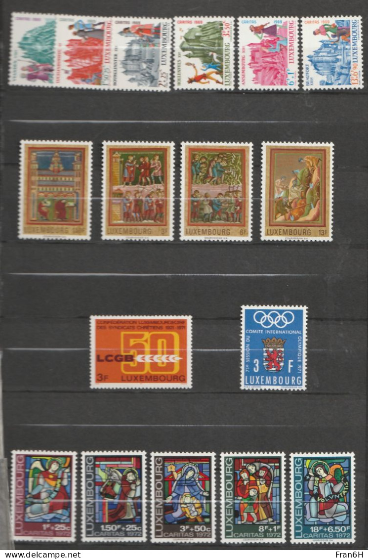 173 Timbres + 8 Blocs Neufs ** - MNH - Collections