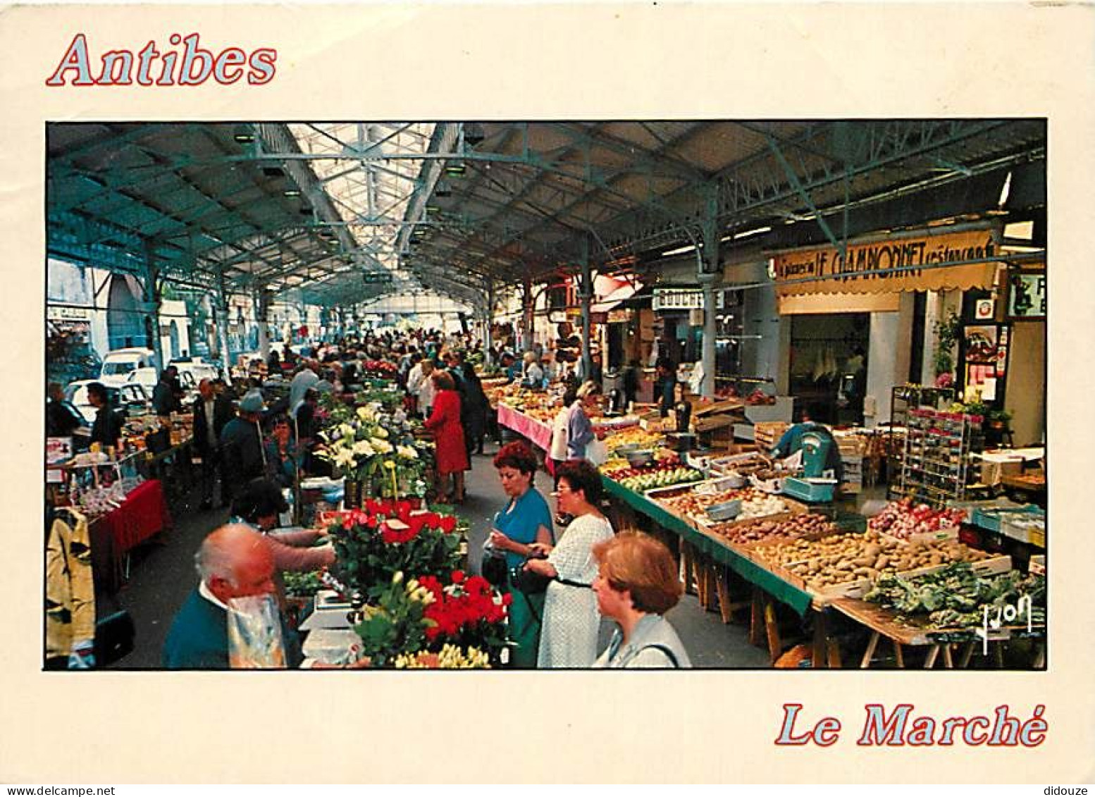 Marches - Antibes - Le Marché Couvert - CPM - Etat Froissures Visibles - Voir Scans Recto-Verso - Mercati