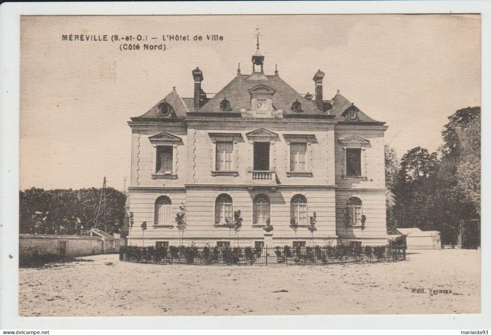 MEREVILLE - ESSONNE - L'HOTEL DE VILLE - COTE NORD - Mereville