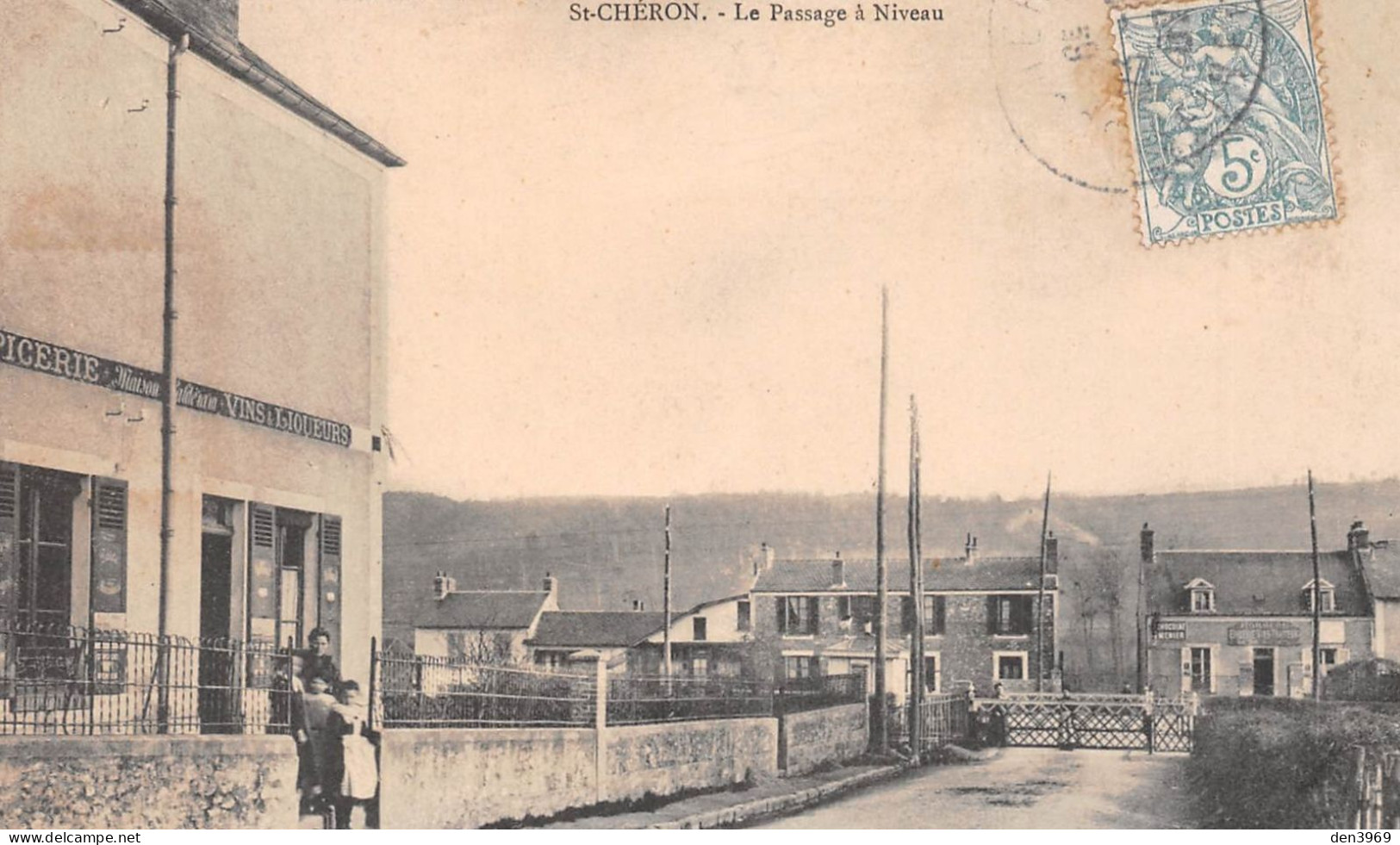 SAINT-CHERON (Essonne) - Le Passage à Niveau - Chemin De Fer, Epicerie - Voyagé 1907 (2 Scans) - Saint Cheron