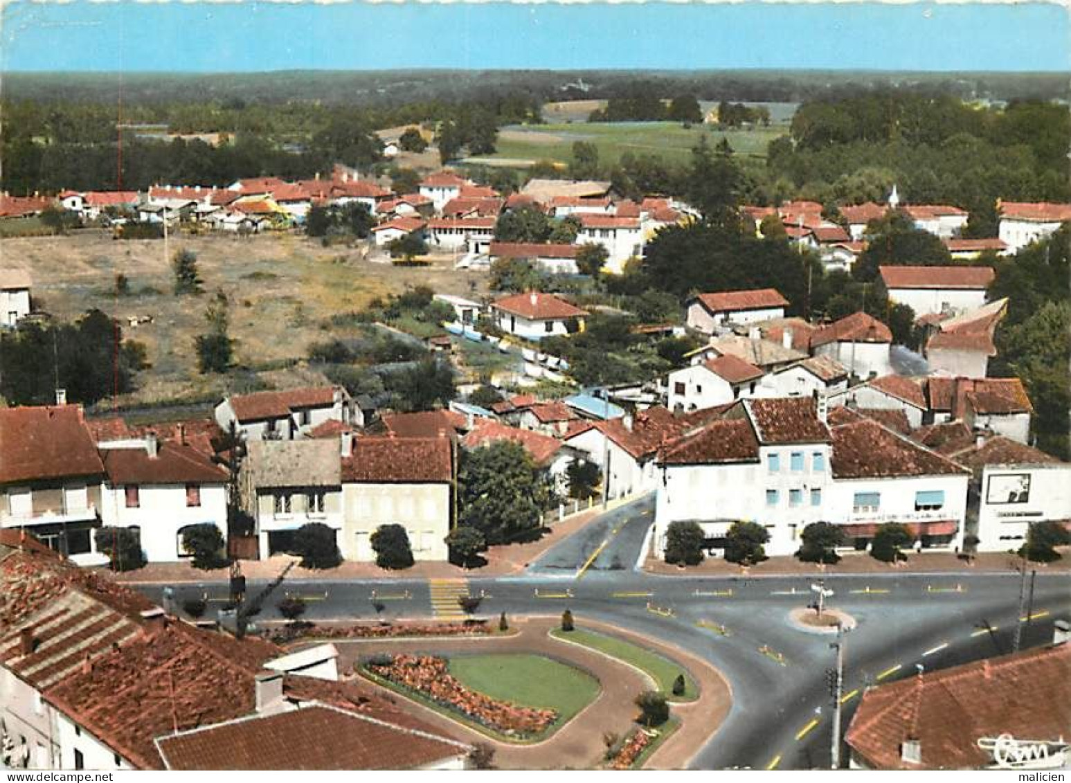 Gd Format -ref-AD359- Landes - Tartas - Quartier Du Luc - Vue Arienne - Rond Point - Jardin - - Tartas