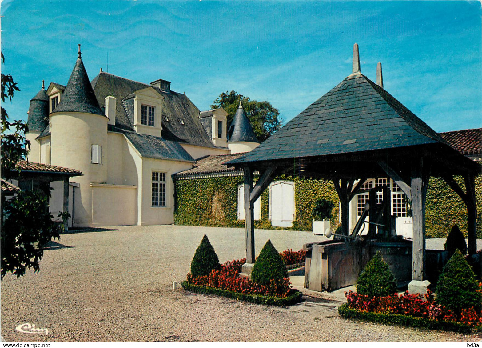 33 - PESSAC - CHÂTEAU HAUT BRION - Pessac