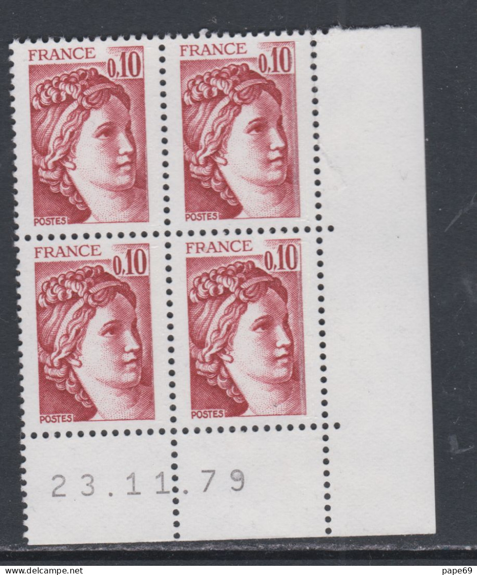 France N° 1965 Type Sabine : 10 C. Rouge-brun  En Bloc De 4 Coin Daté  Du  23 . 11 . 79 ; Sans Trait, Sans Charnière, TB - 1970-1979