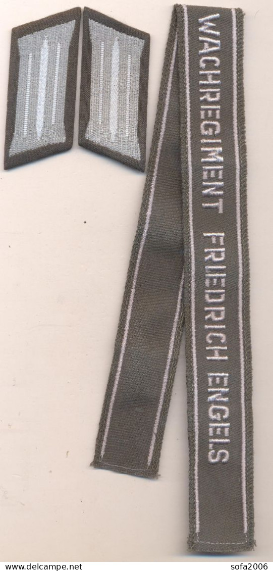 Germany.D.D.R. Wachregiment Friedrich Engels.Ärmelband Und Knopflöcher. - Uniformen