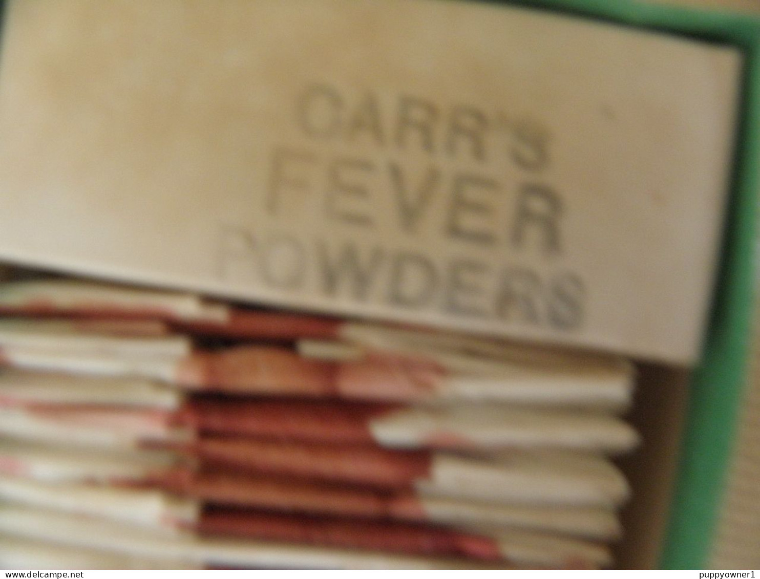 antique original faux médecine guérit tout , Carrs fever powders NE PAS UTILISER