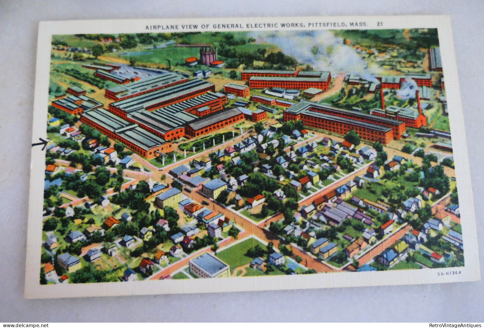 AIRPLANE VIEW OF GENERAL ELECTRIC WORKS PITTSFIELD  MASSACHUSETTES 21 C.W HUGHES & CO. MECHANICVILLE NY - Autres & Non Classés