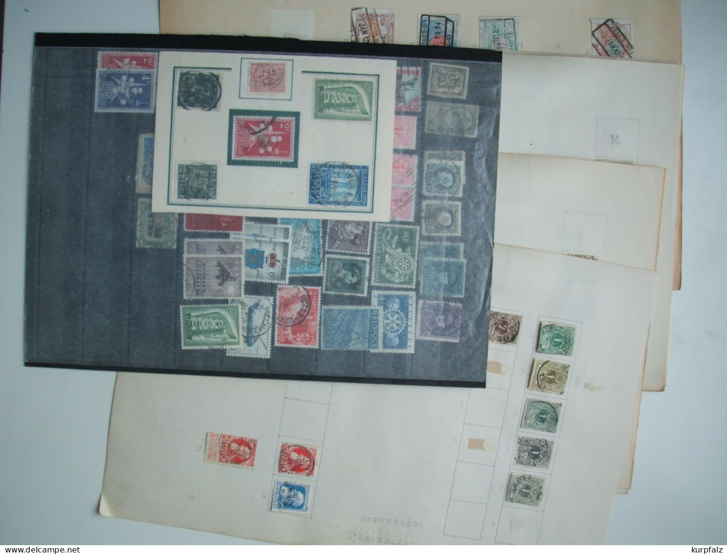 Belgien, Belgique - Unsortiertes Briefmarken-Konvolut Auf Blättern + Steckseite - Sammlungen