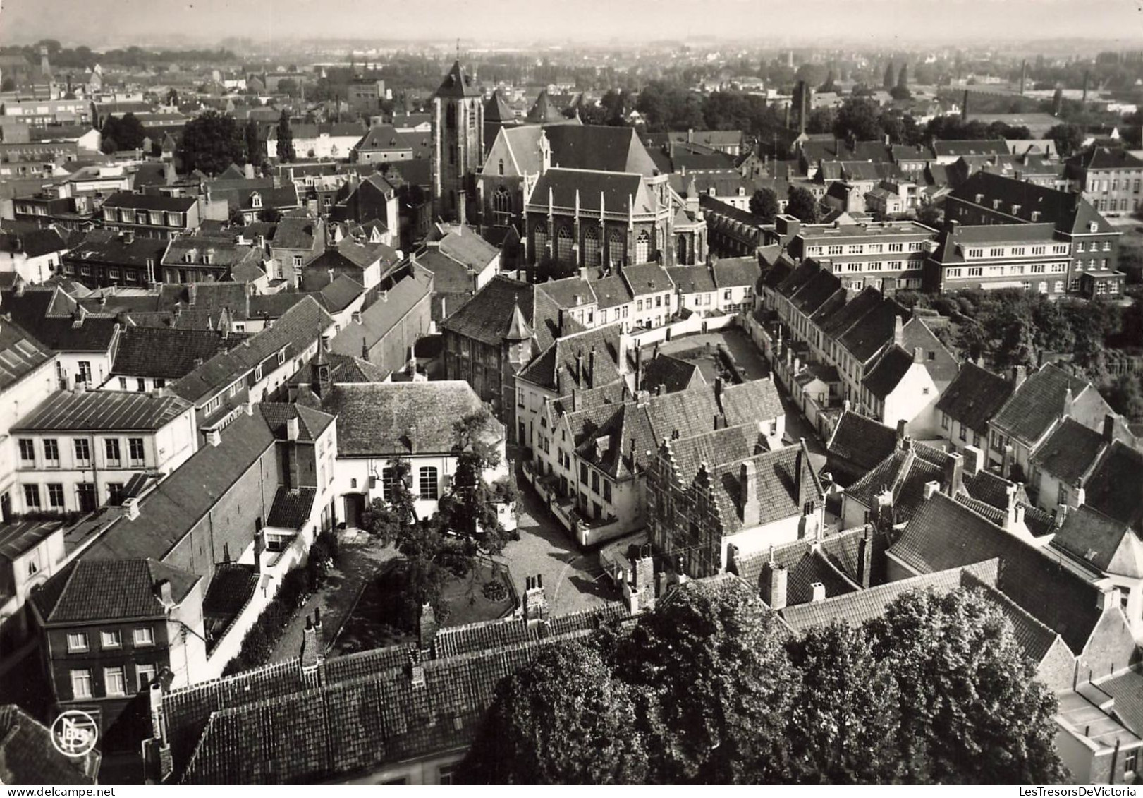 BELGIQUE - Courtrai - Panorama - Béguinage - Eglise Notre Dame - Kortrijk - Carte Postale - Kortrijk