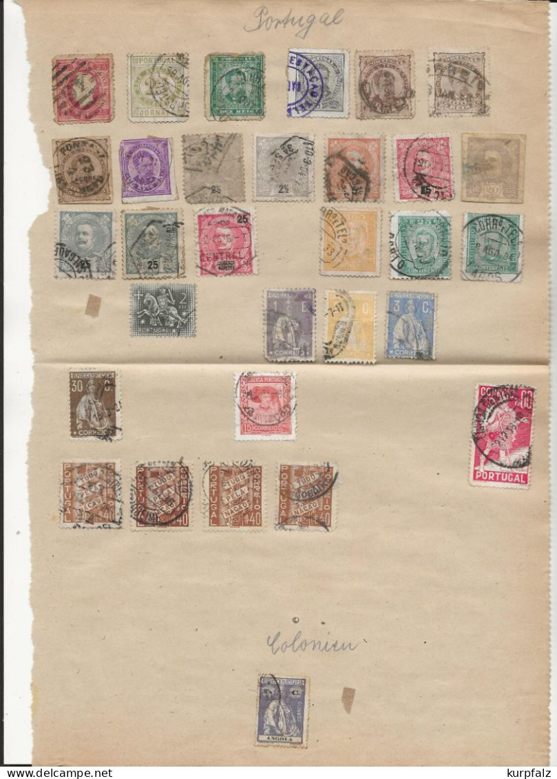 Portugal - Briefmarken-Konvolut auf alten Blättern, dabei auch Europa-Marken