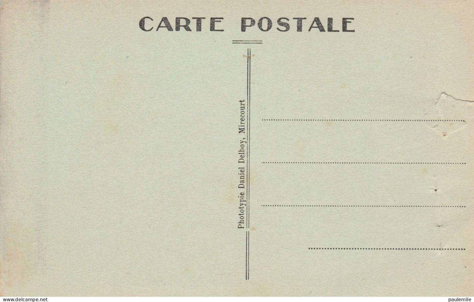 CPA    SALINS LES BAINS  RUE DE LA REPUBLIQUE  POSTE ET PERCEPTION  TRES ANCIENNE  DOS VERT - Post & Briefboten