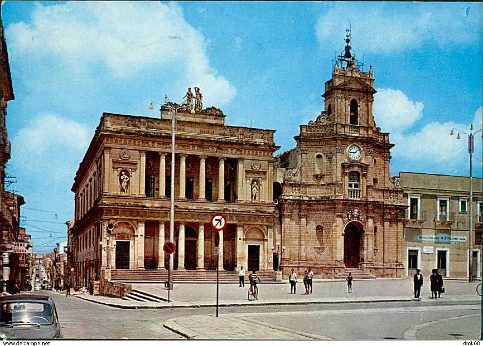 VITORIA - PIAZZA DEL POPOLI - VIA GARIBLADI - EDIZ. TECNOGRAF - SPEDITA 1968 (20096) - Vittoria