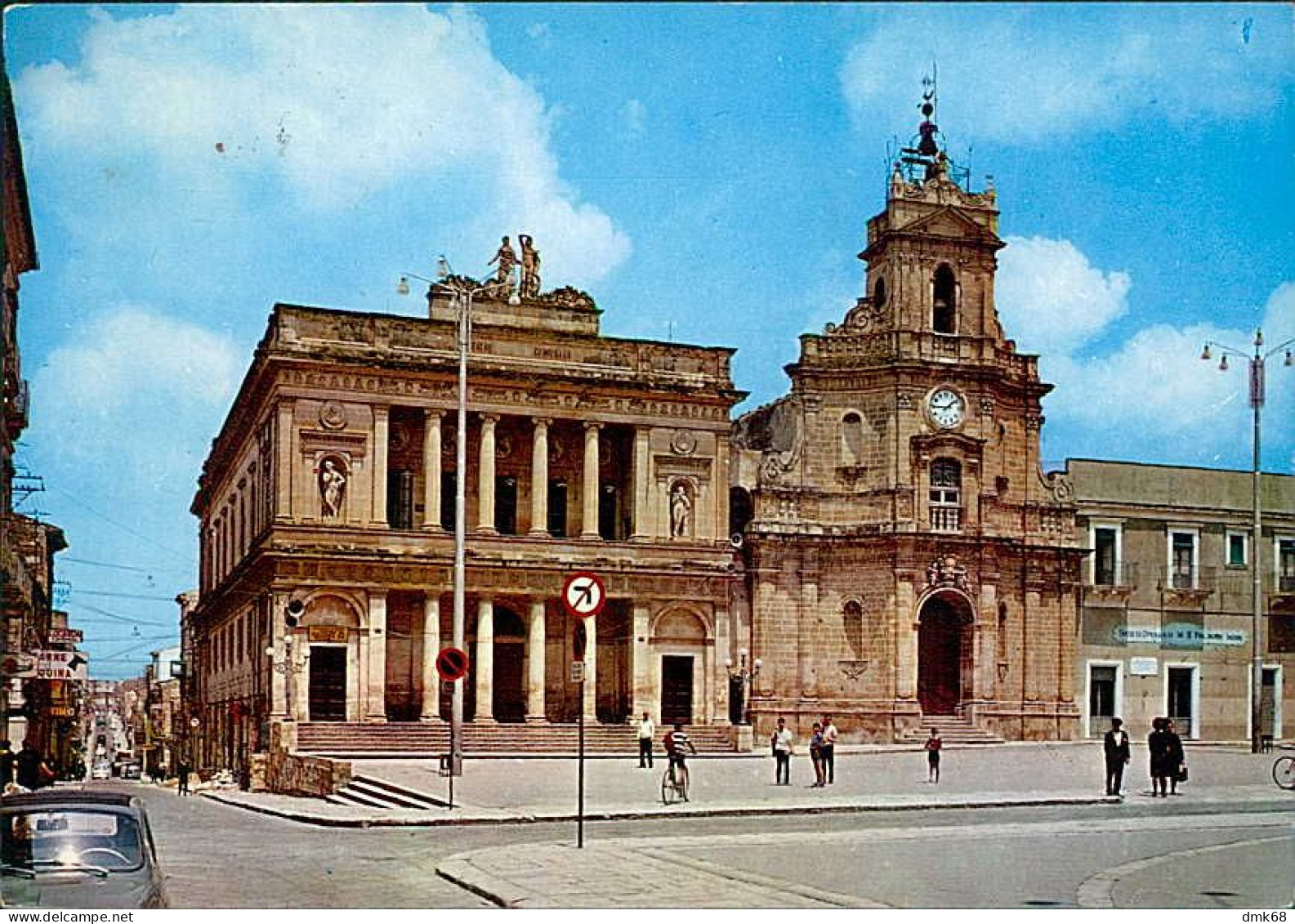 VITORIA - PIAZZA DEL POPOLI - VIA GARIBLADI - EDIZ. TECNOGRAF - SPEDITA 1968 (20097) - Vittoria