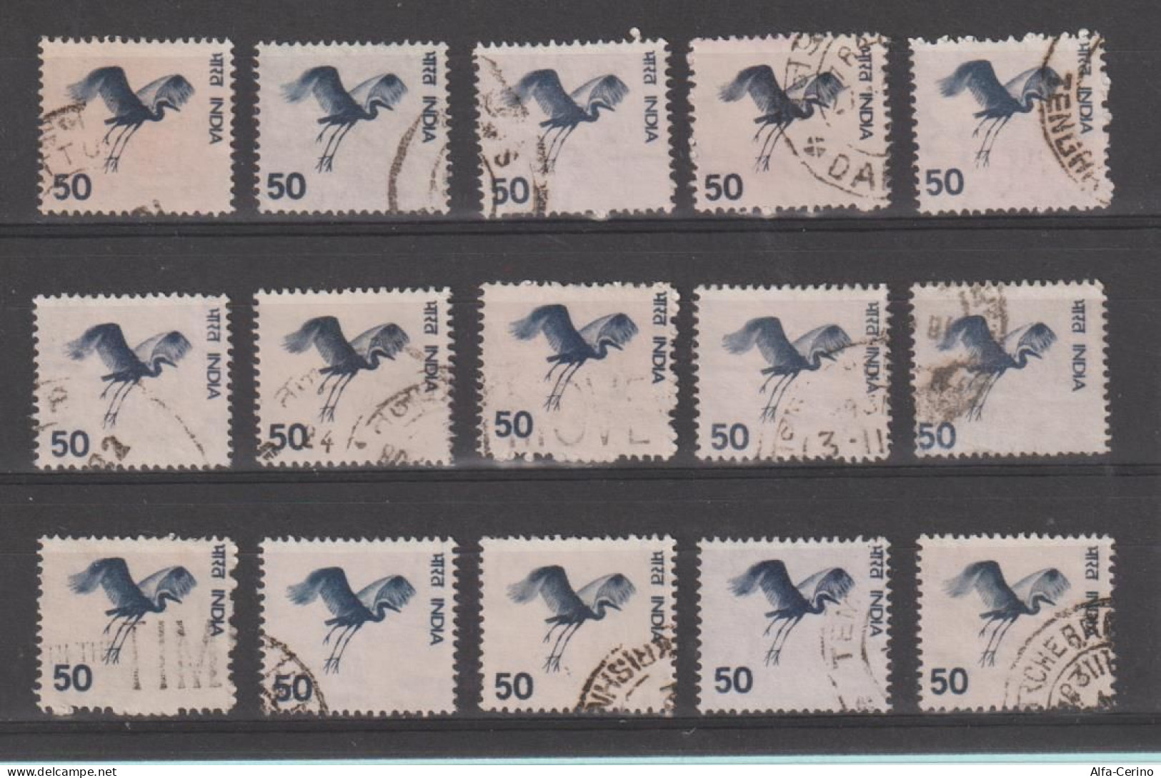 INDIA:  1975  GRU  IN  VOLO  -  50 P.  NERO  BLU  US. -  RIPETUTO  15  VOLTE  -  YV/TELL. 446 - Gebraucht