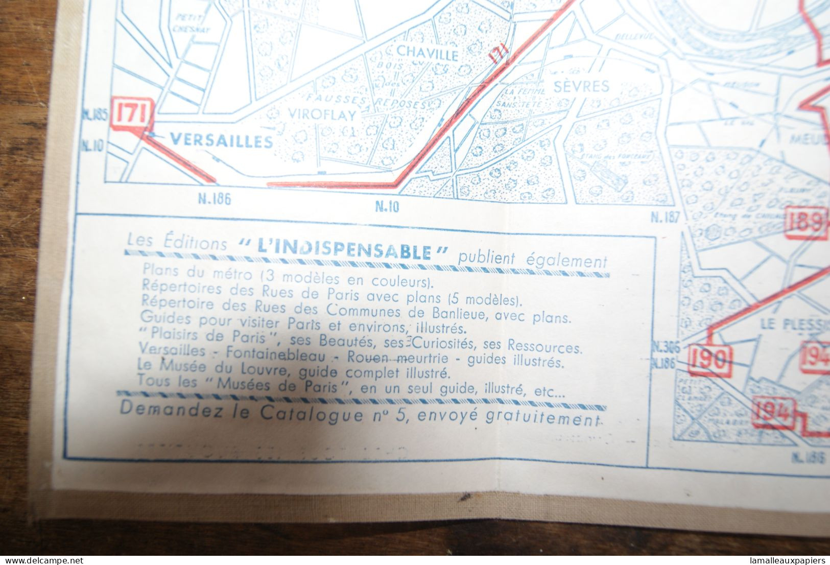 Plan De Paris Lignes Autobus Et Autocars (édition L'indispensable) - Strassenkarten