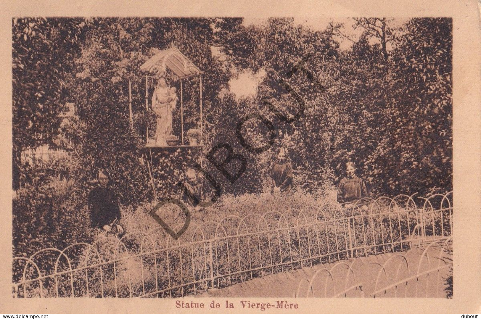 Postkaart - Carte Postale - Tienen - Pensionnat - Statue (C5519) - Tienen