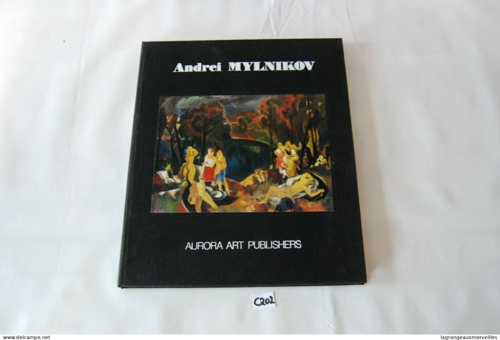 C202 Livre - Andrei Mylnikov - Aurora Art Publishers - Cultura