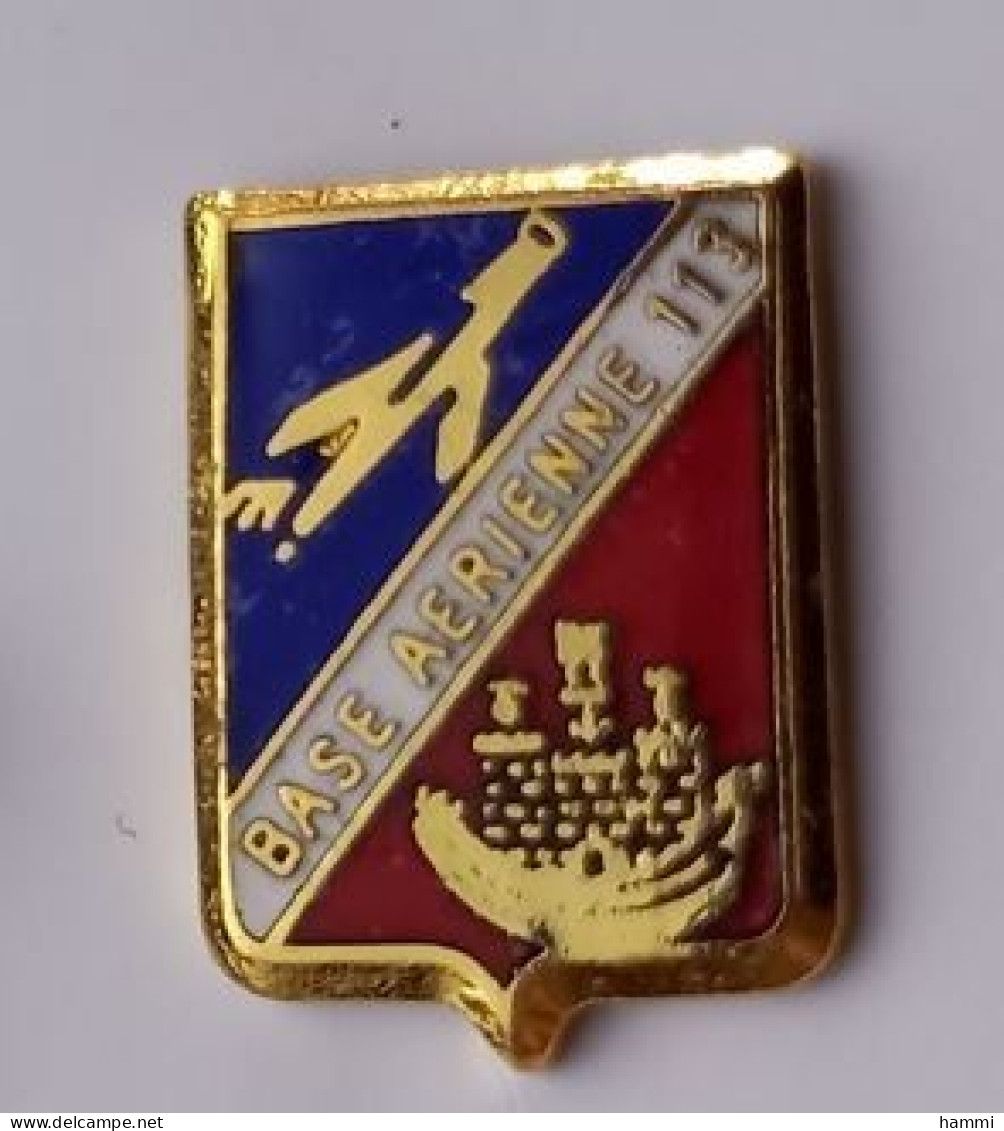 P108 Pin's Armée Militaire Régiment Base Aérienne 113 De Saint-Dizier Haute Marne Avion Achat Immédiat - Militaria