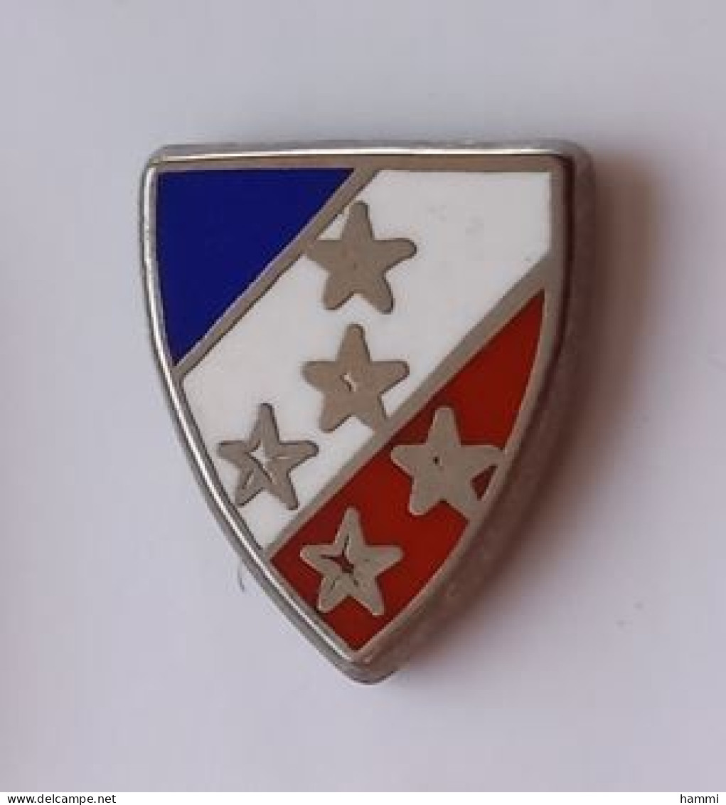 P122 Pin's Armée Militaire Régiment 5 étoiles ? Signé Ballard Achat Immédiat - Militaria