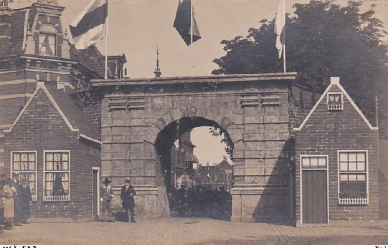 486874Groningen, 250 Jaar Gronings Ontzet In 1922. Een Levensgrote Maquette Van De Steentilpoort. (FOTO PIET KRAM - Groningen