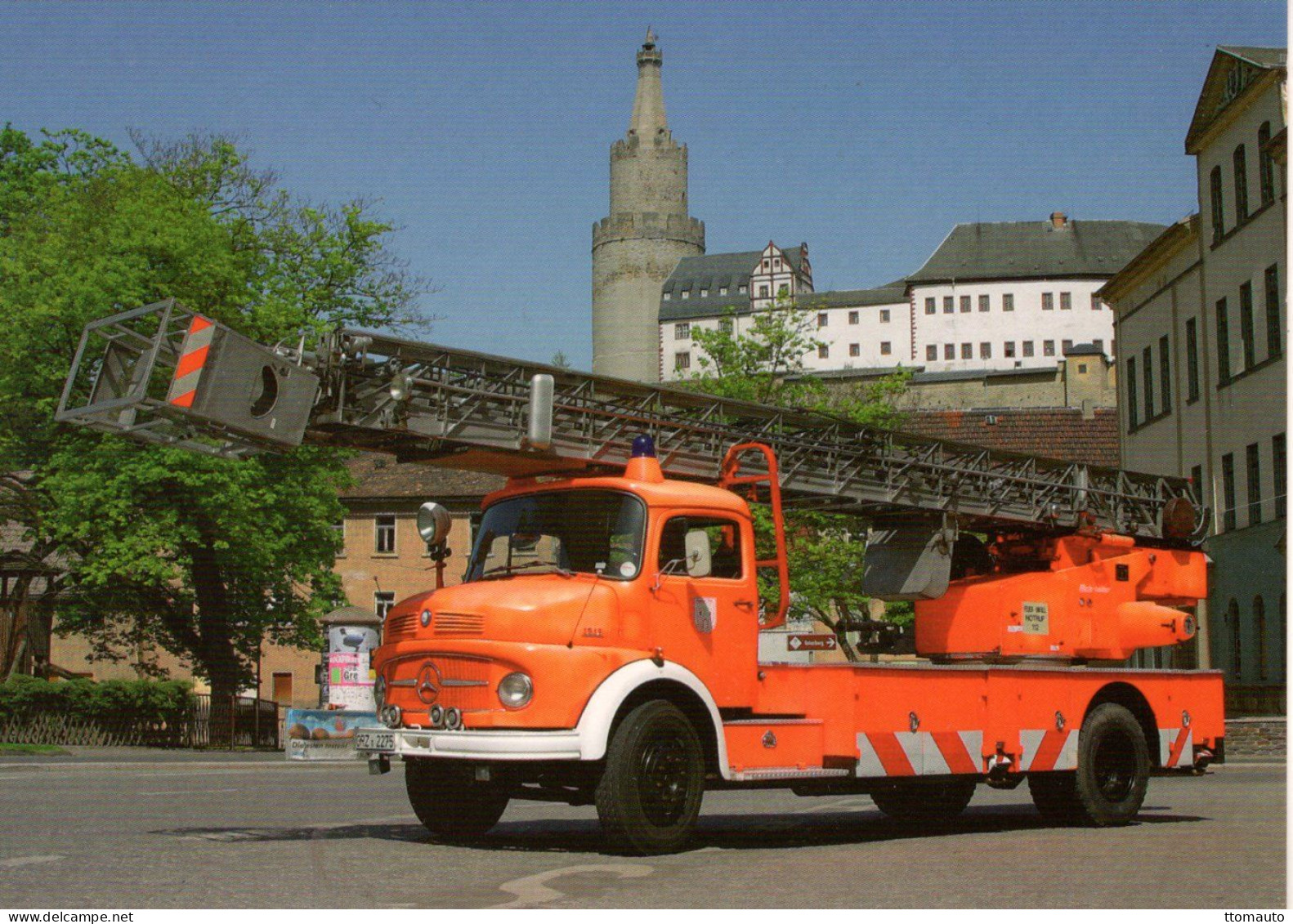 Mercedes-Benz DLK 32/12 Freiwillige Feuerwehr Weida  (1960)  - CPM - Transporter & LKW