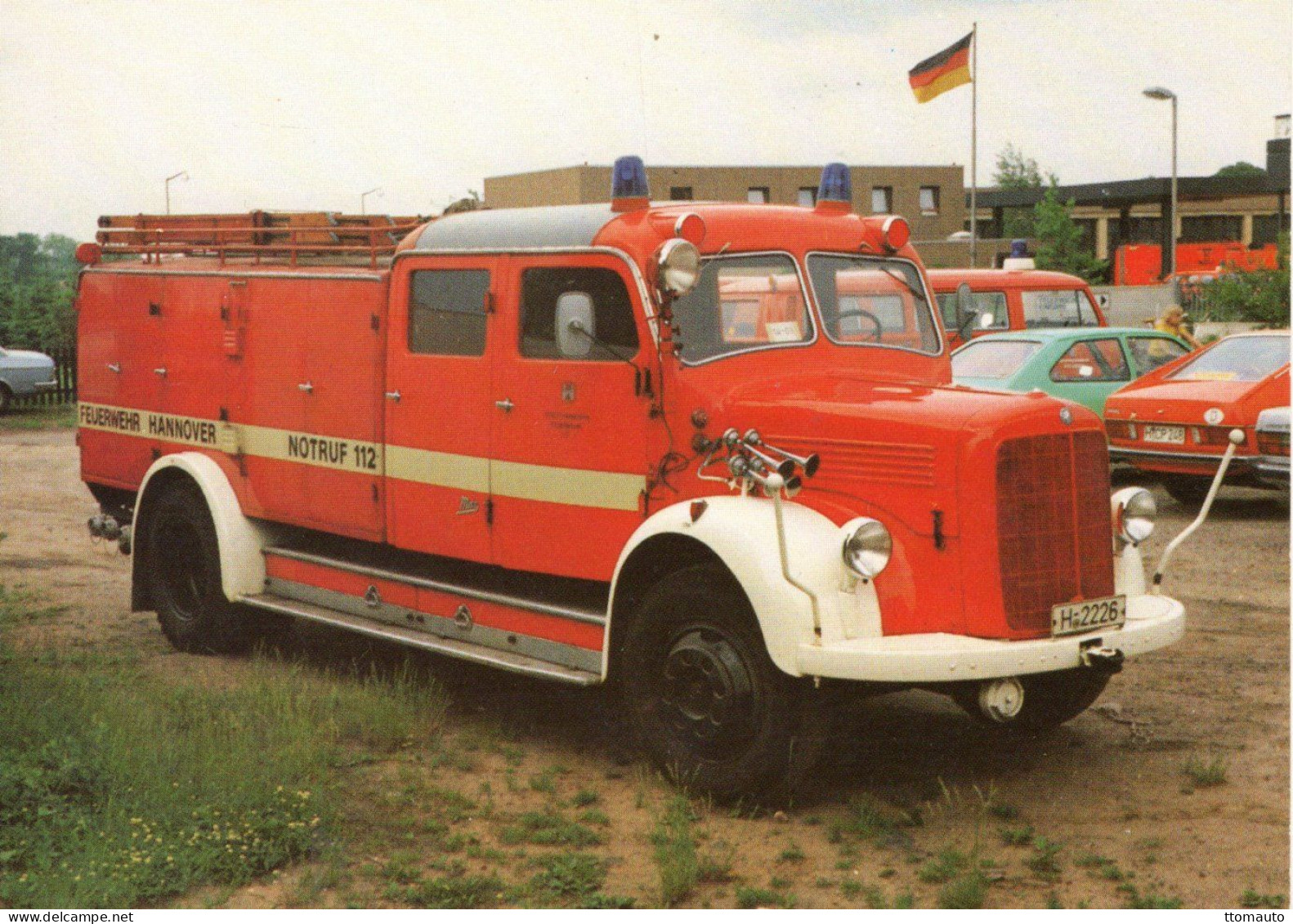 Mercedes-Benz LF 311/42 TLF16 Aufbau Metz - Feuerwehrzeuge Haubenwagen  (1955)  - CPM - Transporter & LKW