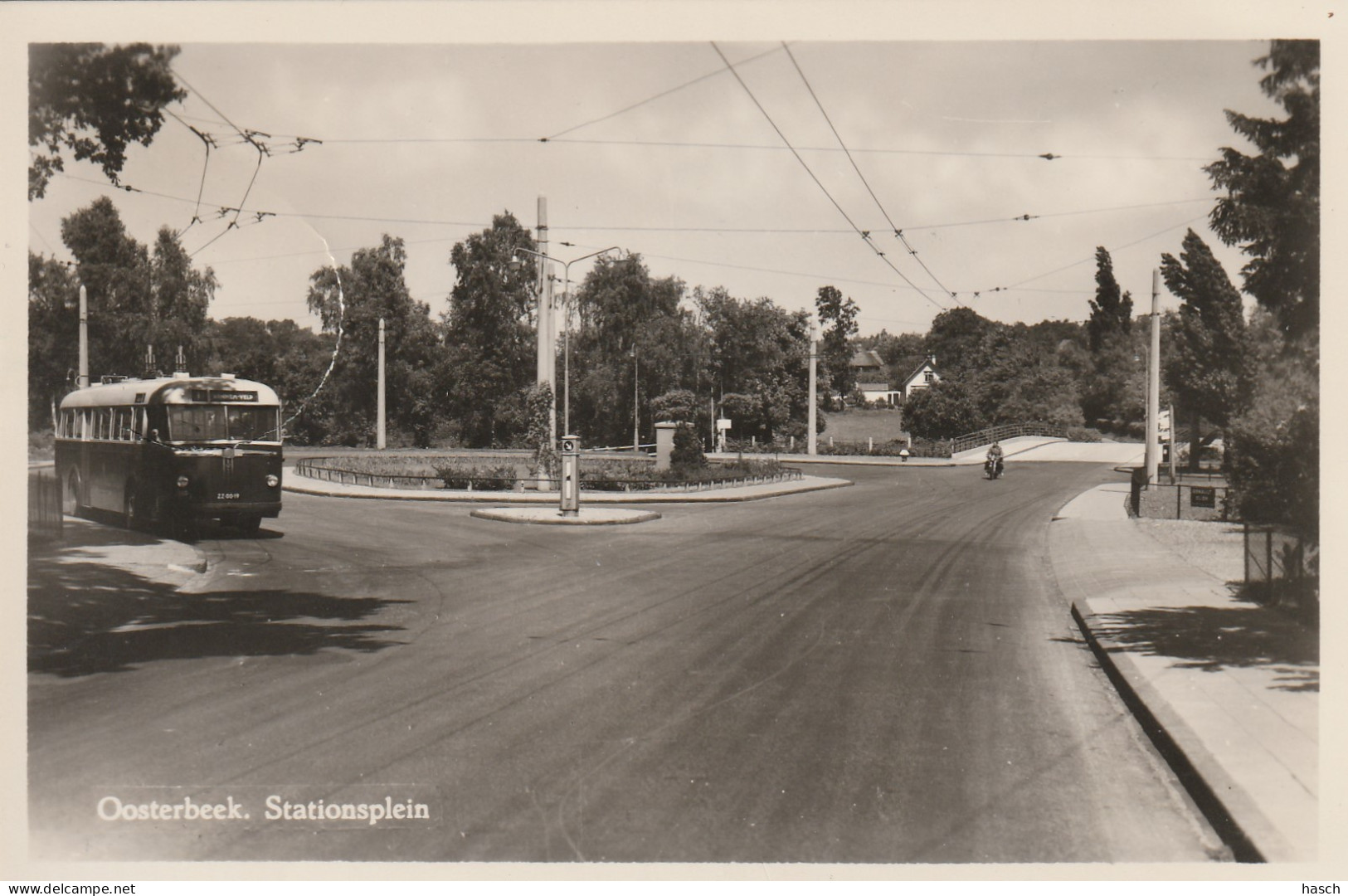 48931Oosterbeek, Stationsplein, (FOTOKAART) (Langebalk Stempel 1955, Doordruk Stempel)  - Oosterbeek