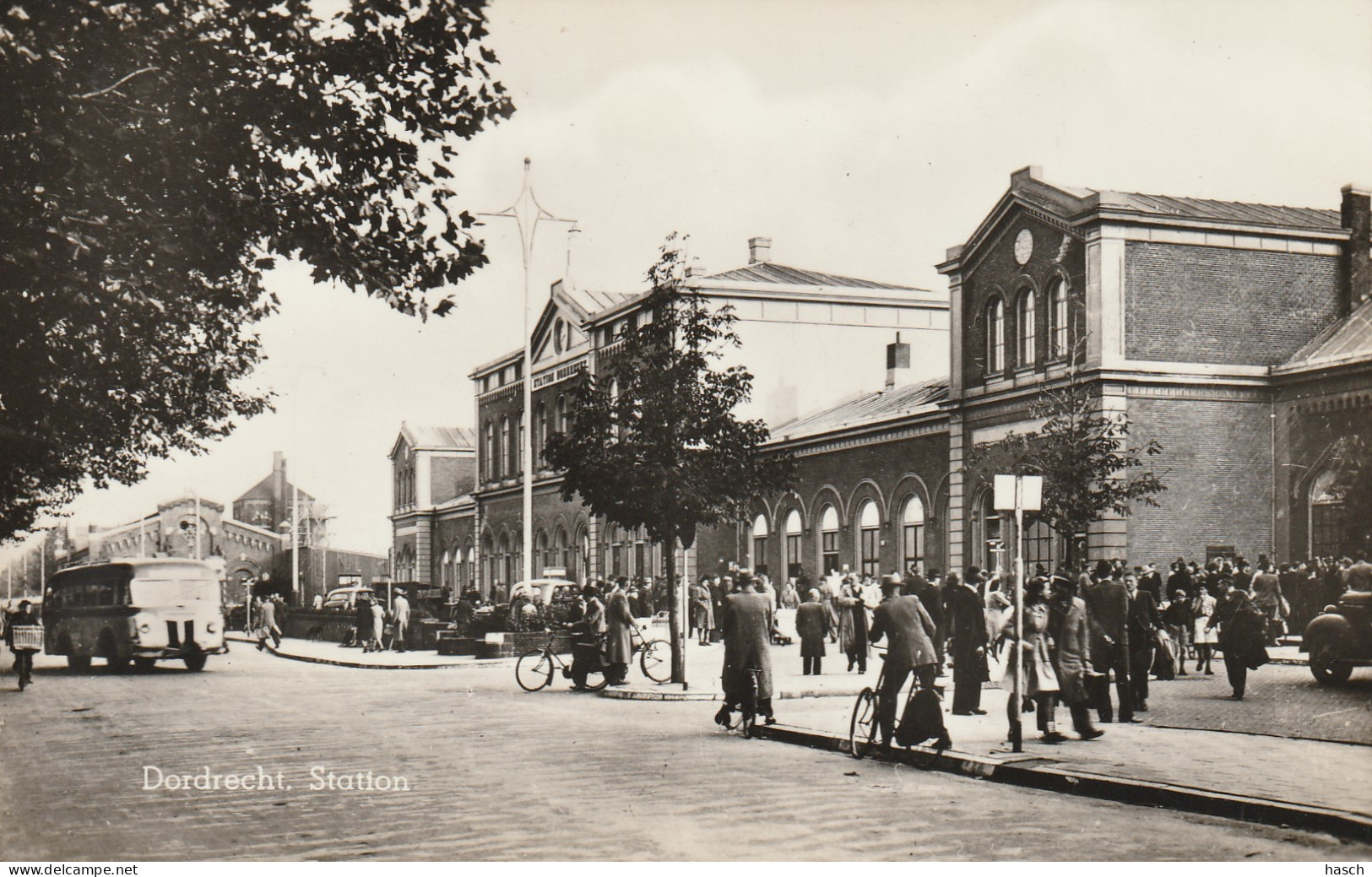 489389Dordrecht, Station. (FOTOKAART)  - Dordrecht