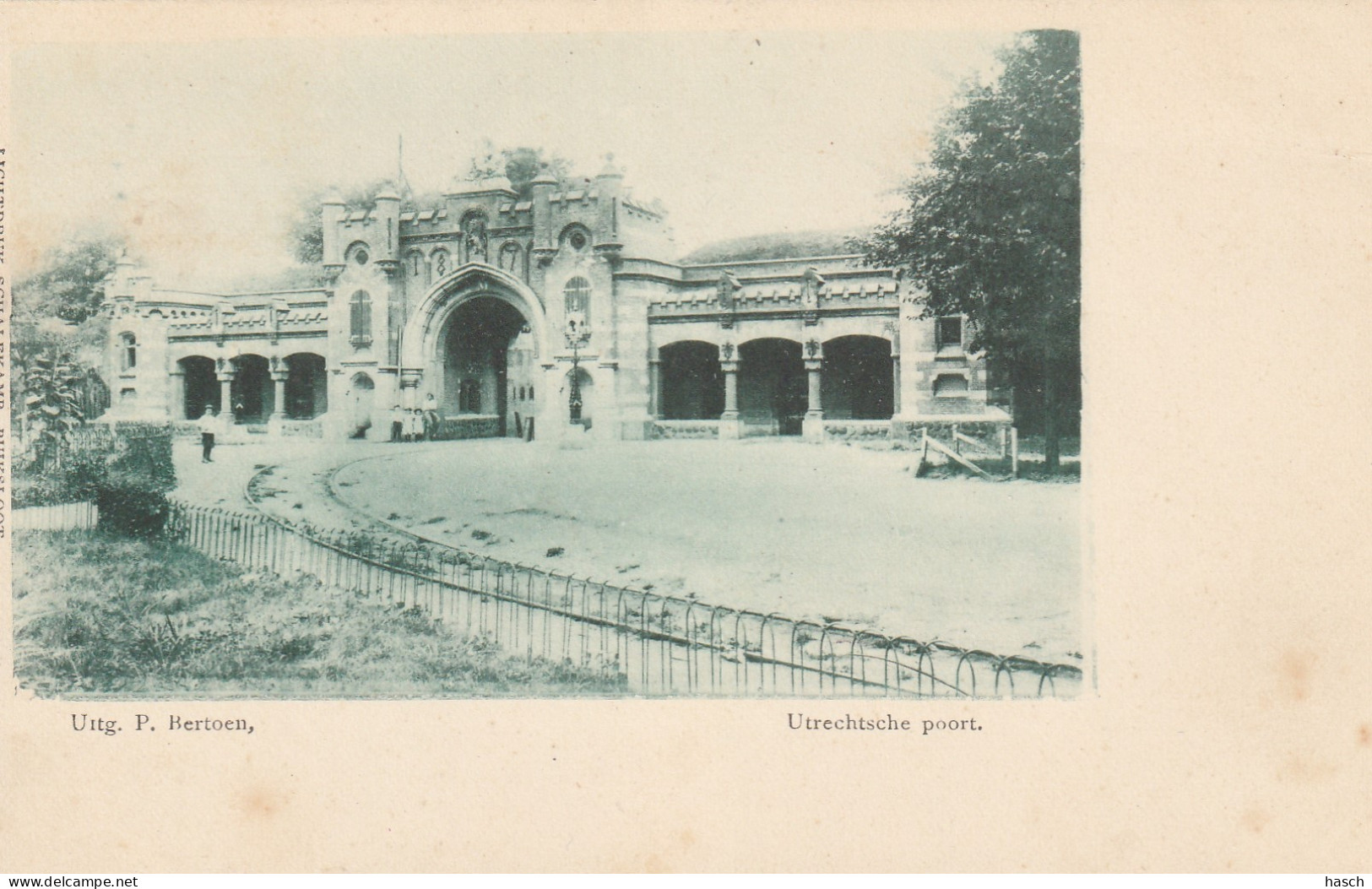 4893171Naarden, Utrechtsche Poort Rond 1900.   - Naarden