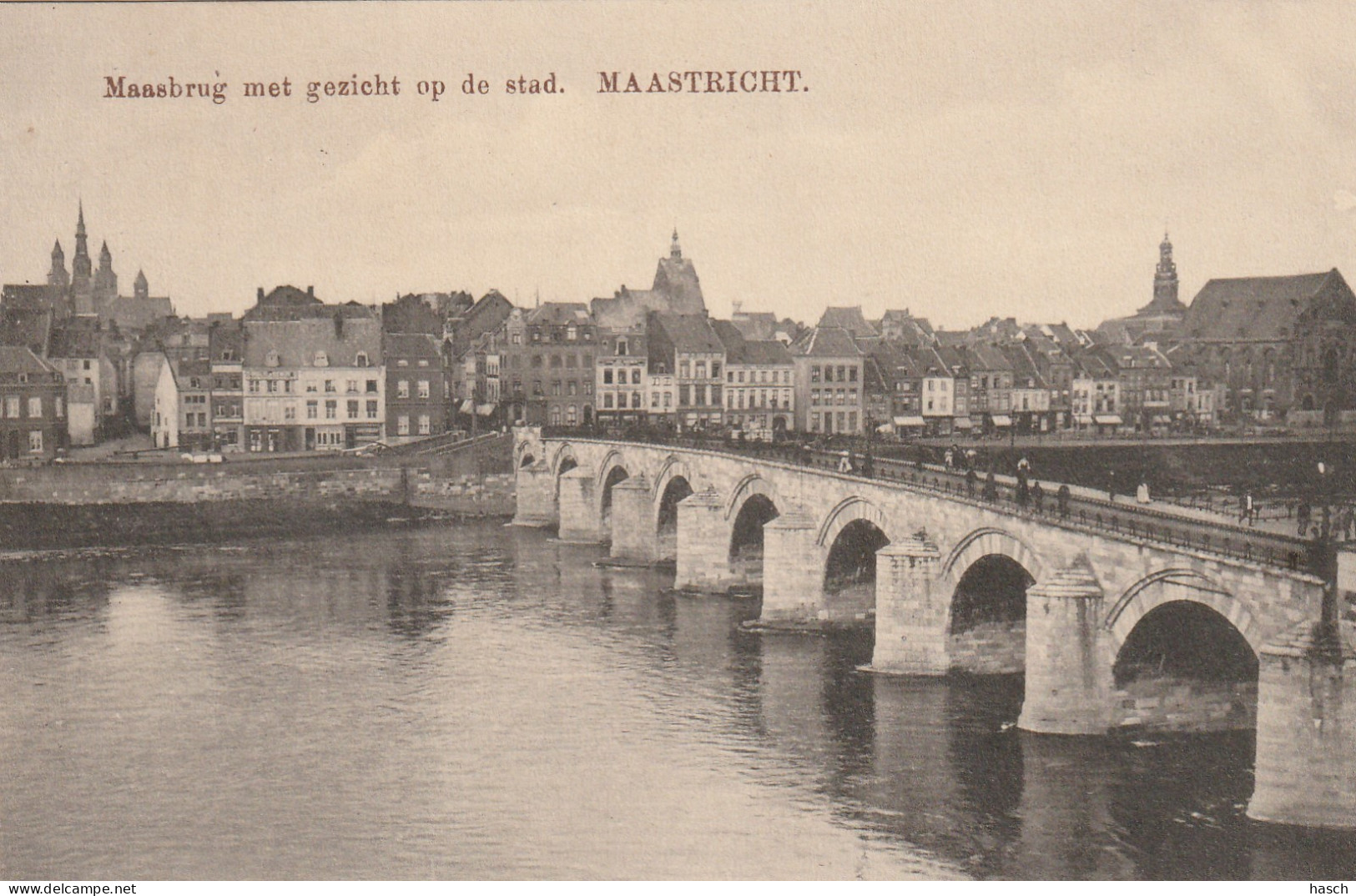 4893447Maastricht, Maasbrug Met Gezicht Op De Stad.  - Maastricht