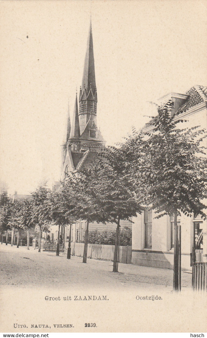 4892146Zaandam, Groet Uit Zaandam. Oostzijde.   - Zaandam