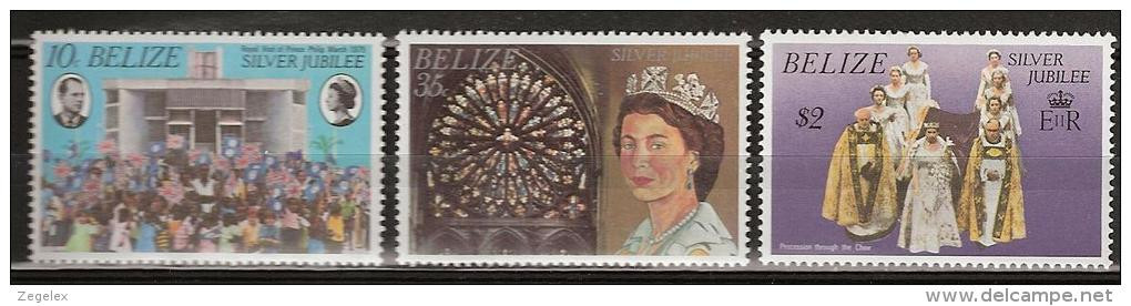 Belize 1977 Silver Jubilee Coronation Queen Elisabeth - MNH**, Postfrisch Ohne Falz , Neuf Sans CharniÂŠre , Never Hinge - Belize (1973-...)