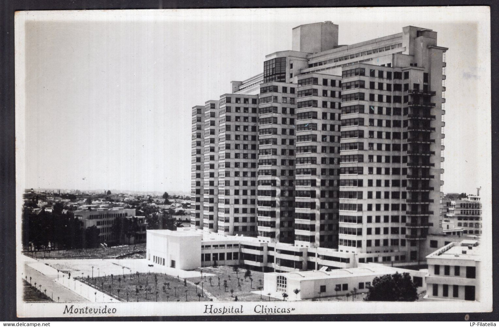 Uruguay - Montevideo - Hospital De Clínicas - Uruguay