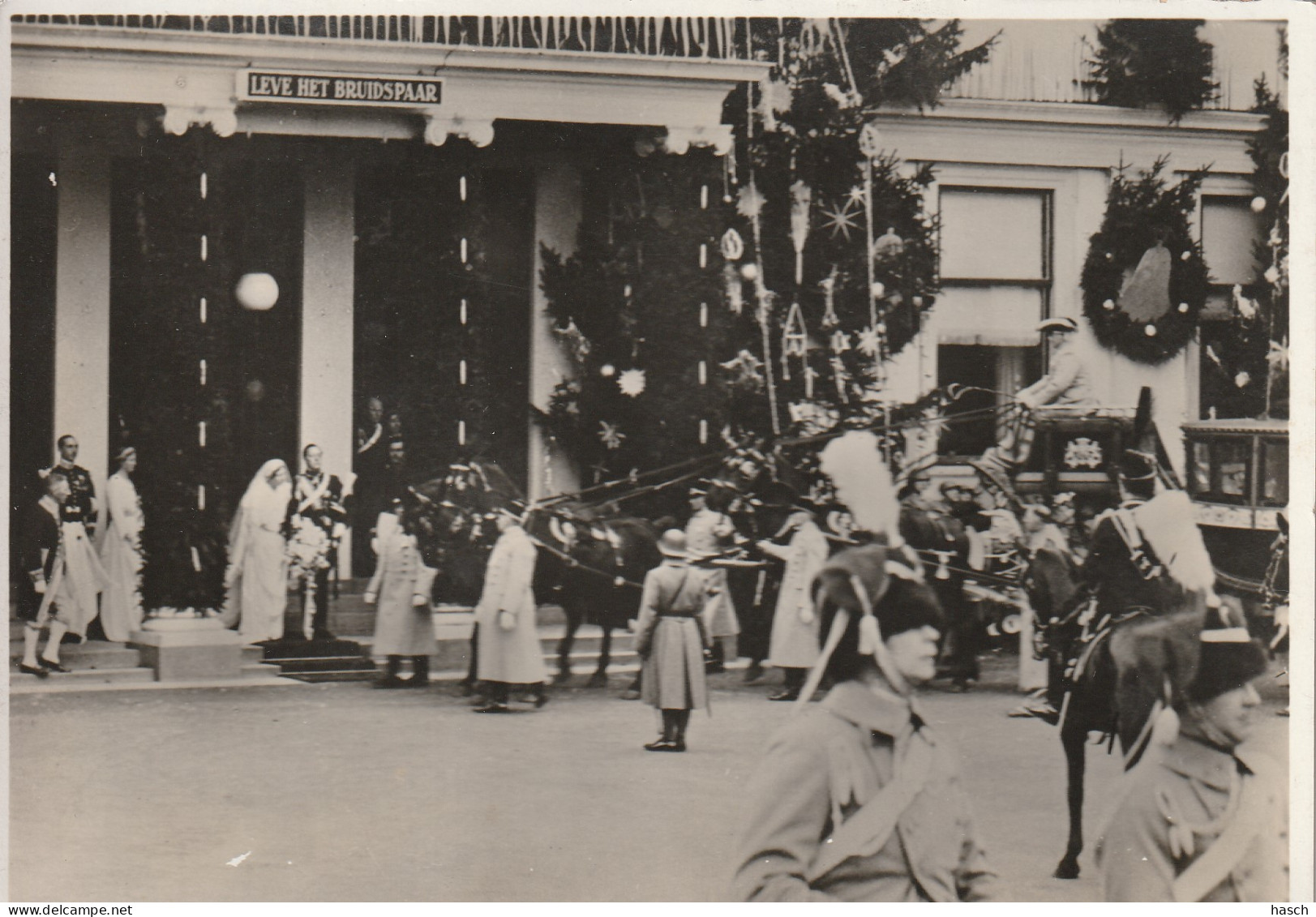 4897133Prinses Juliana En Prins Bernhard Treden In Het Huwelijk: 7 Januari 1937. 15 X 10,5.  - Königshäuser