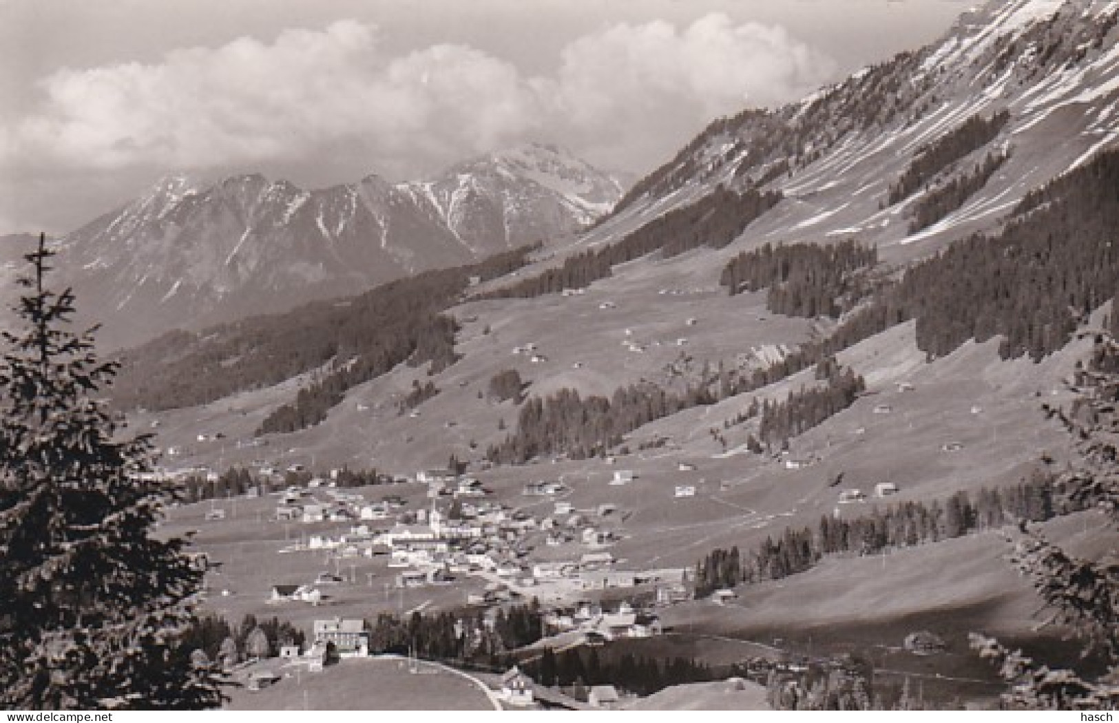 4825253Blick Auf Rieziern. 1957. - Kleinwalsertal