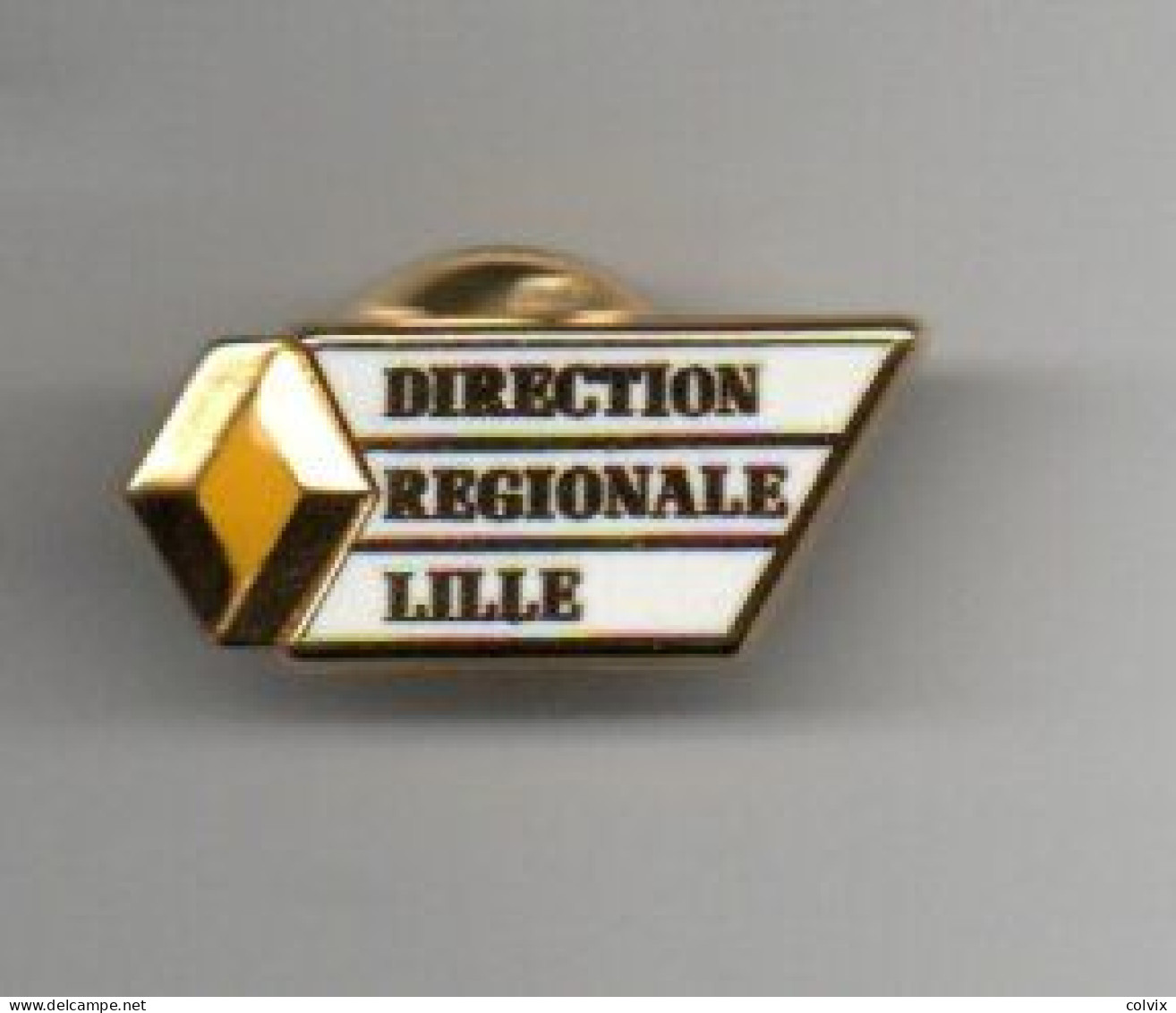 PIN'S AUTOMOBILE RENAULT DIRECTION REGIONALE LILLE Signé ARTHUS BERTRAND - Renault