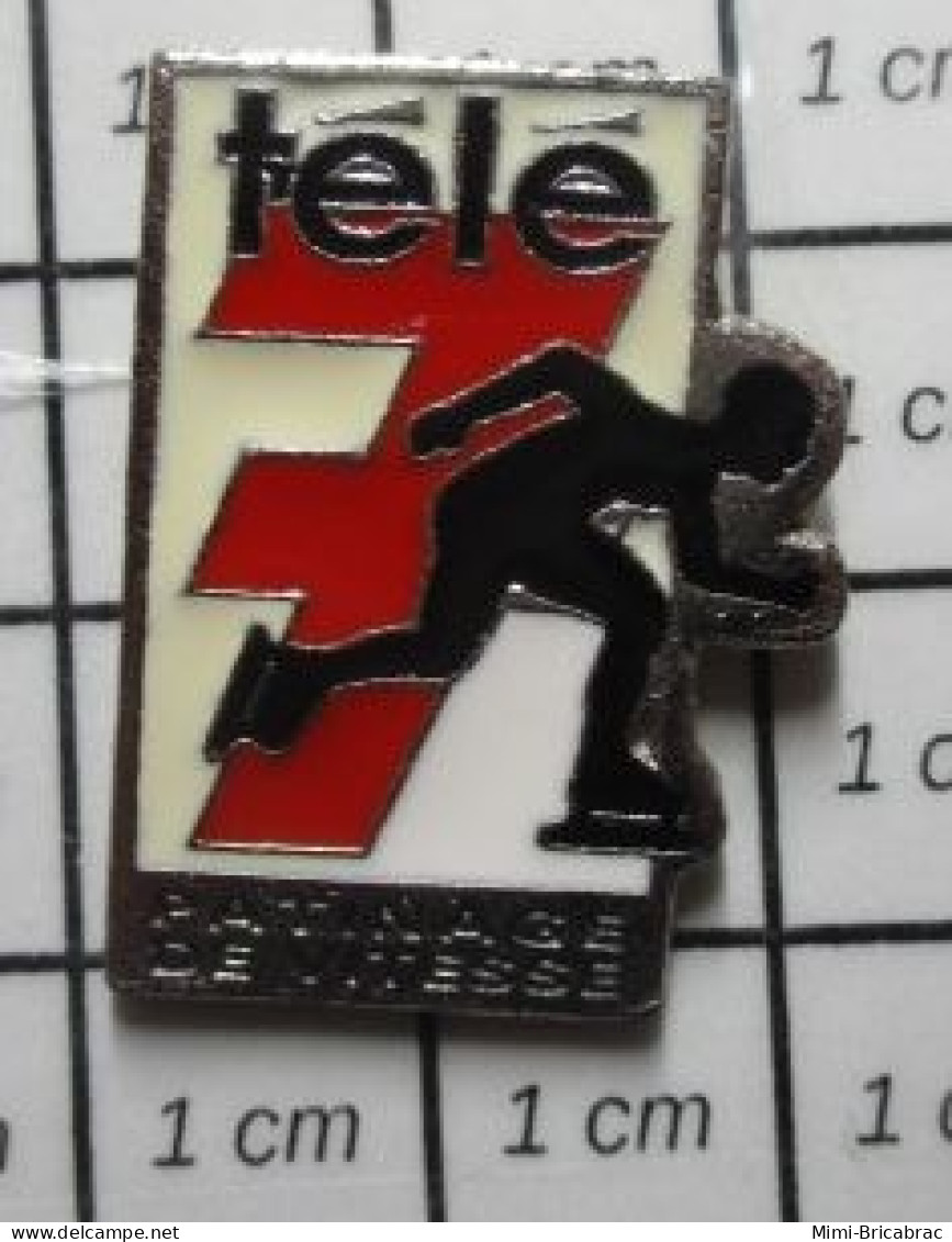 511C Pins Pin's / Rare & Belle Qualité / JEUX OLYMPIQUES / ALBERTVILLE 92 REVUE TELE 7 JOURS PATINAGE DE VITESSE - Juegos Olímpicos