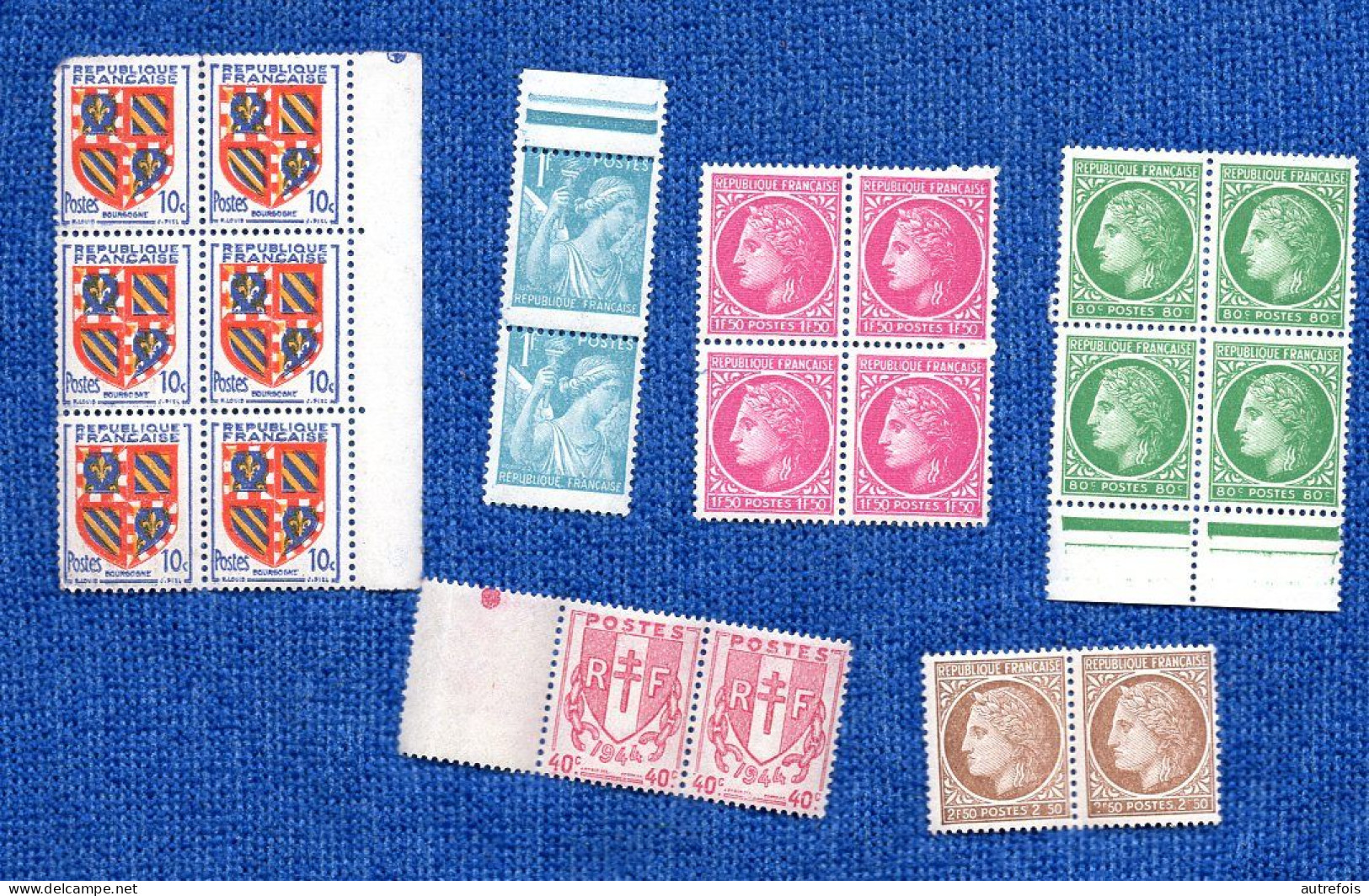 LOT 20 TIMBRES  DONT VARIETES  TIMBRE NEUFS SANS TRACE DE CHARNIERES - Unused Stamps